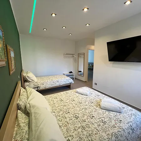 Guest house Liu Al Viale 2.0 *